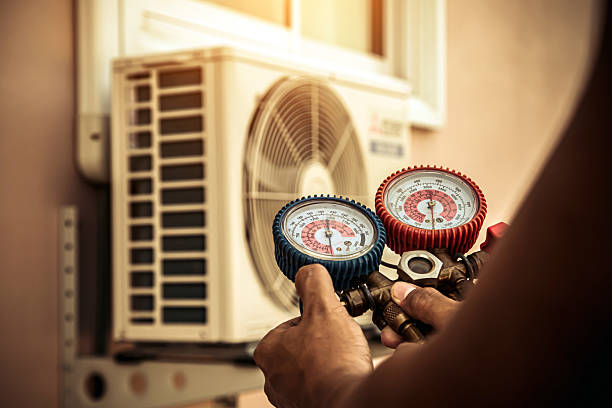 Professional Hvac technician working in Glenmoore, PA